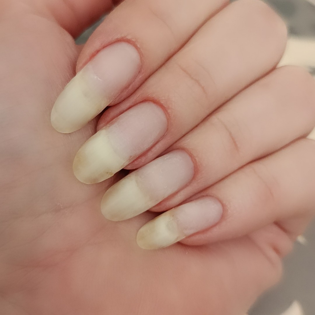 Снятие гель-лака