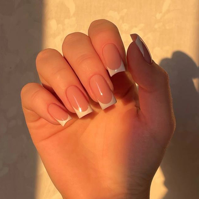 Дизайн French/лунки