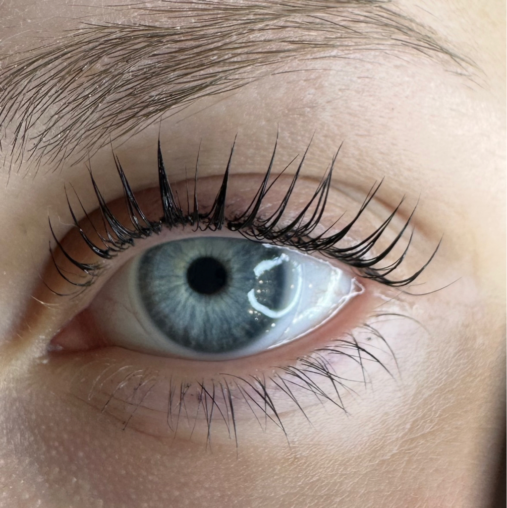 Ламинирование ресниц