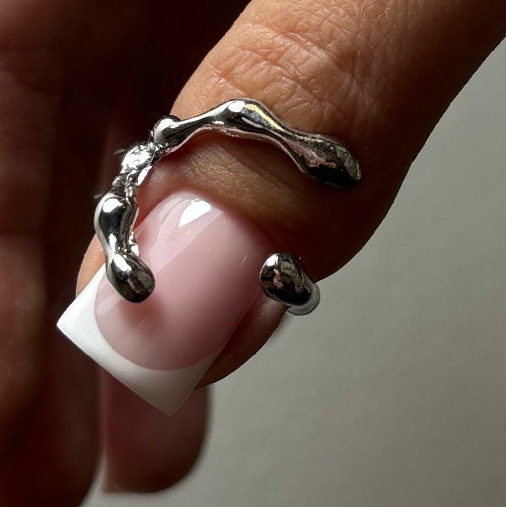 Французский маникюр (френч)