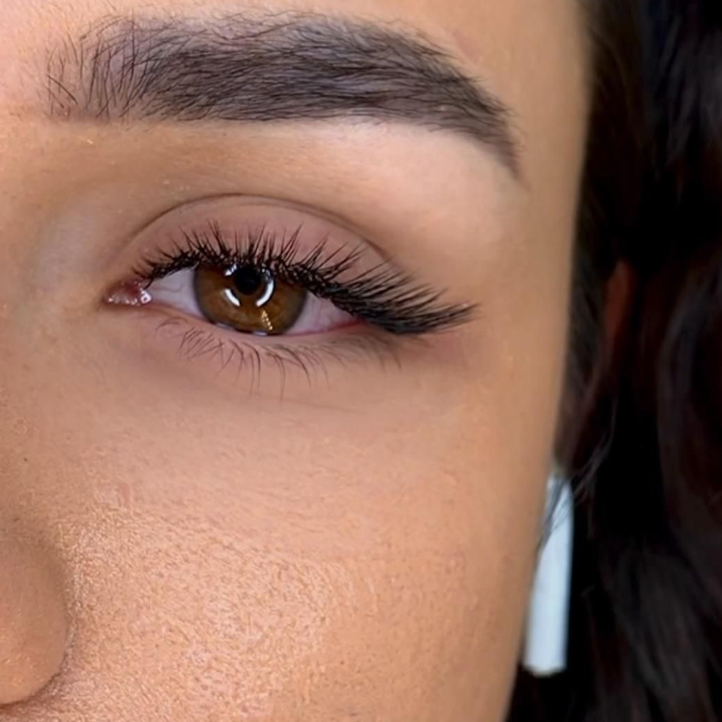 Наращивание ресниц работа 8