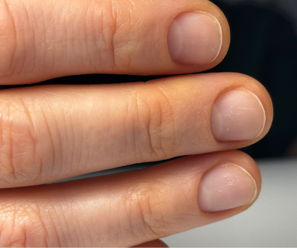 Маникюр мужской комбинированный