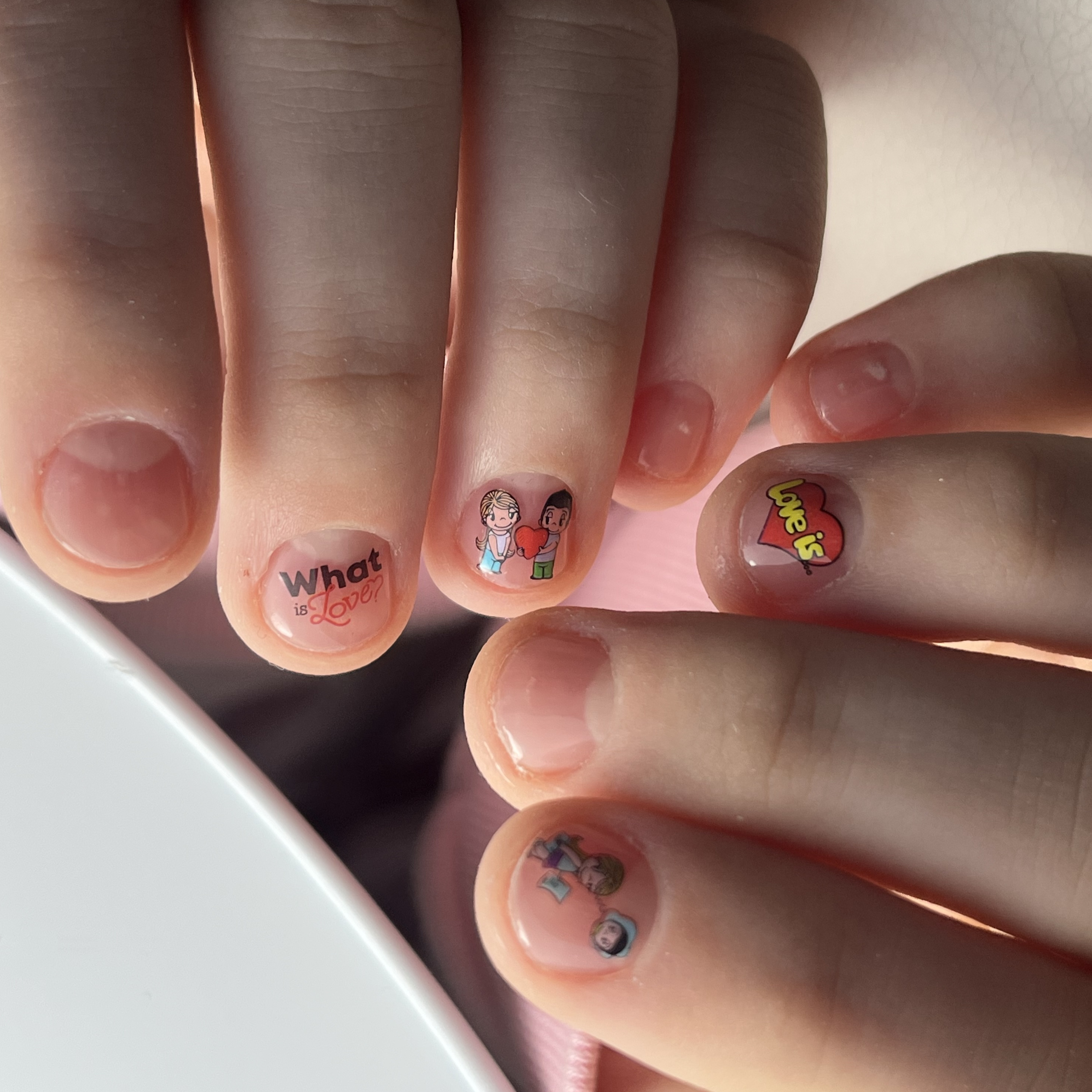 Детский маникюр с 12 лет