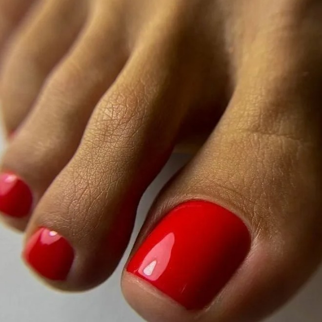 ПЕДИКЮР С ПОКРЫТИЕМ