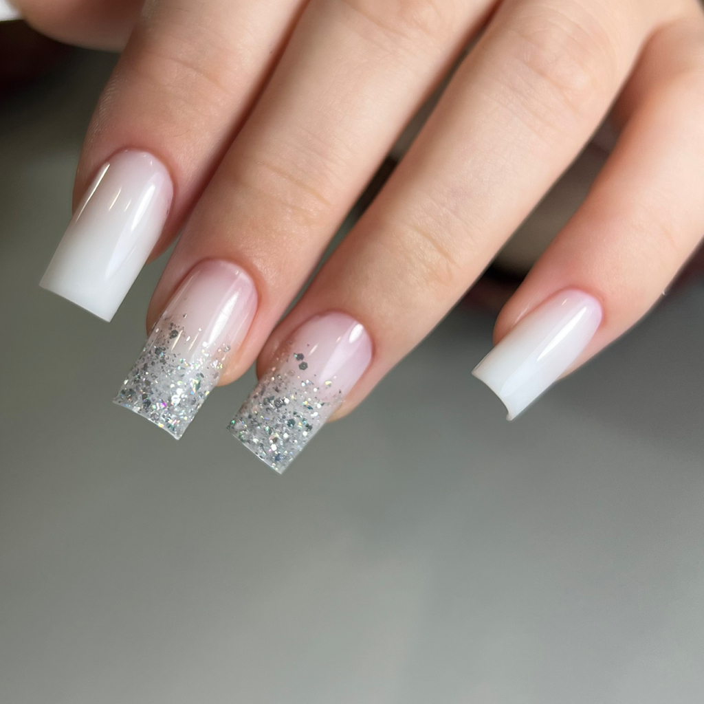 Маникюр однотонное покрытие длинные ногти