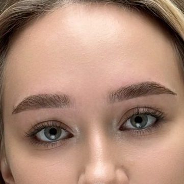 Коррекция бровей