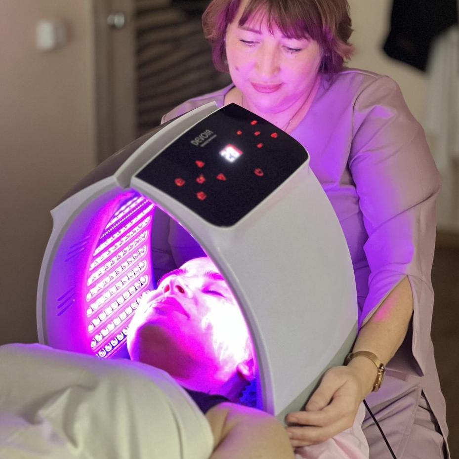 Светотерапия лица (LED терапия) 10 мин