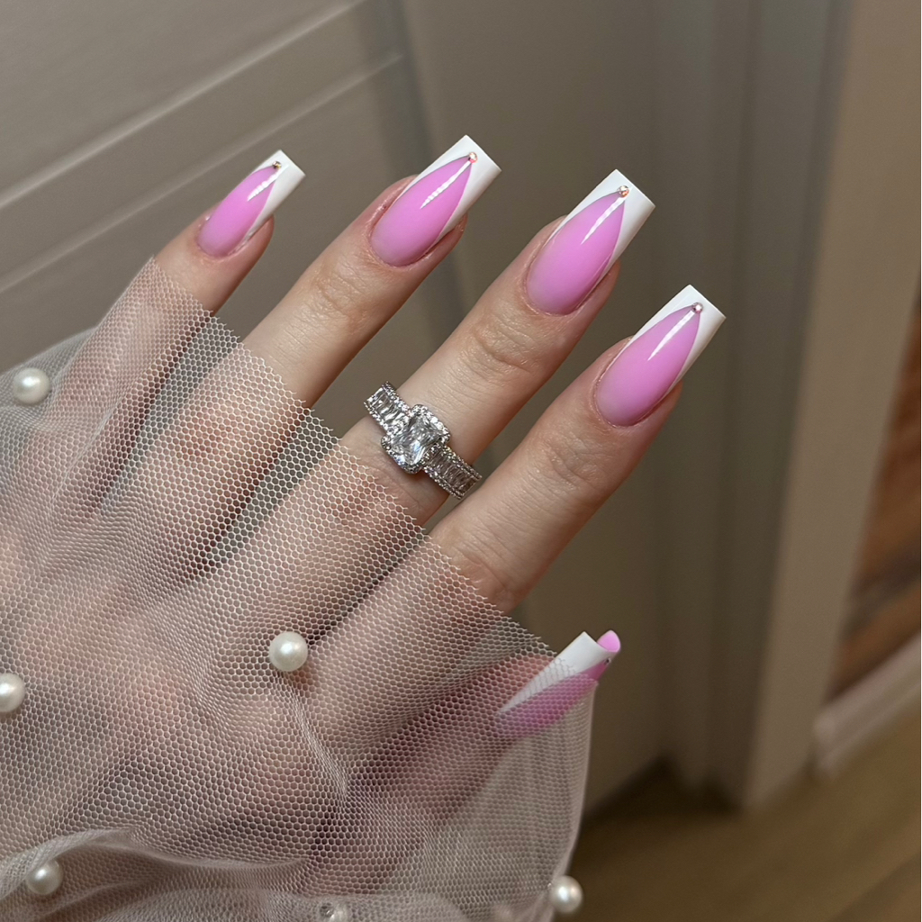 Маникюр + наращивание ногтей