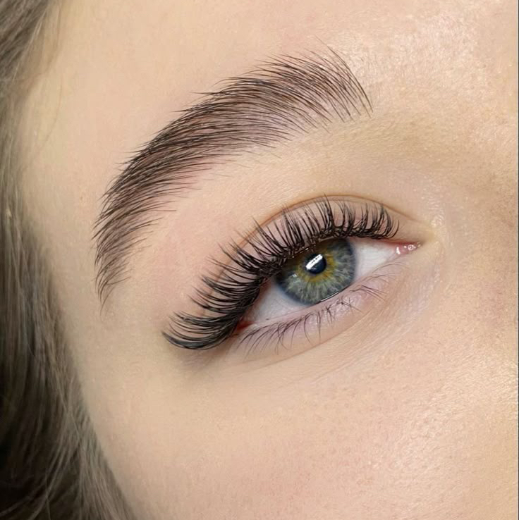 Наращивание ресниц мокрый эффект