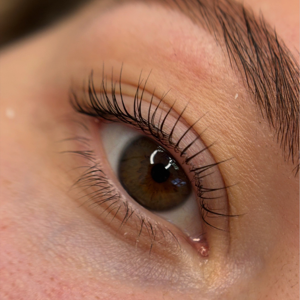 Ламинирование ресниц