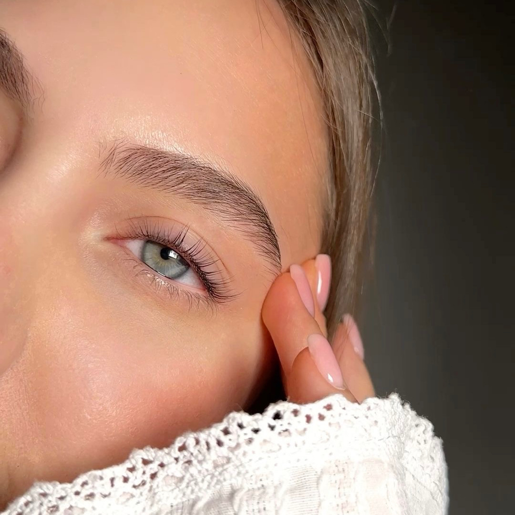 Окрашивание ресниц