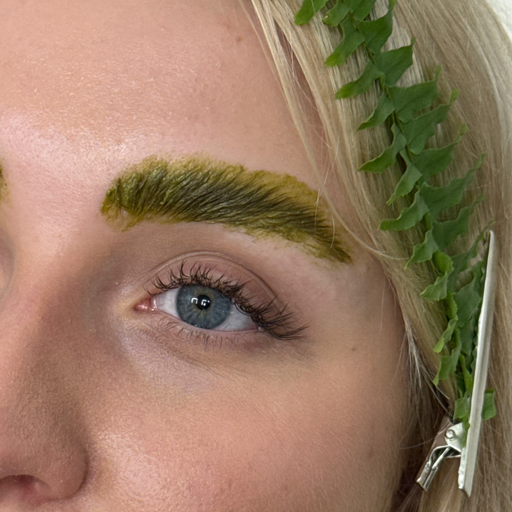 Organic brow set (реконструкция бровей, коррекция, окрашивание)