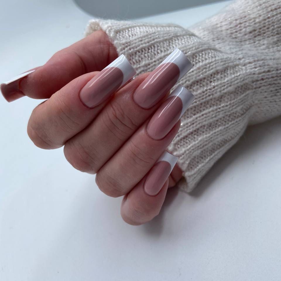 Наращивание ногтей