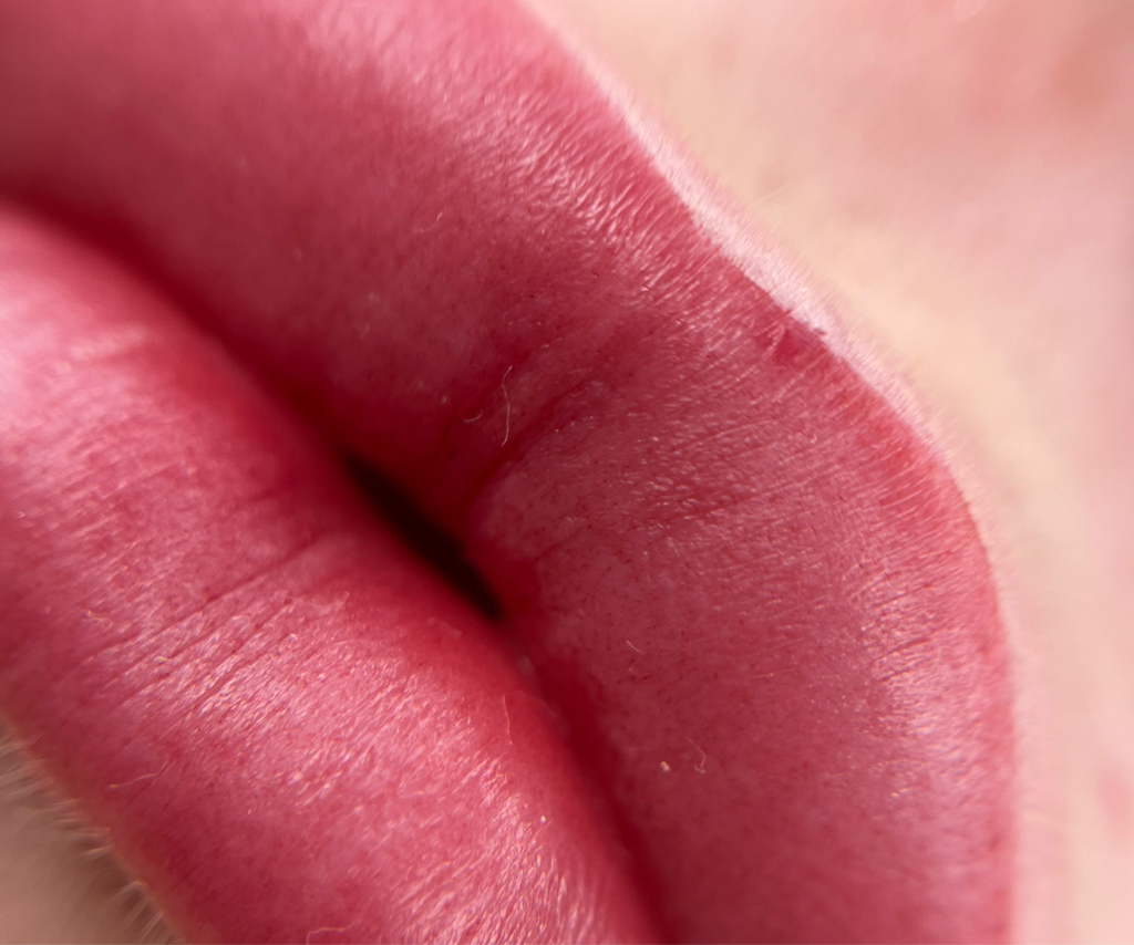 Коррекция перманентного макияжа