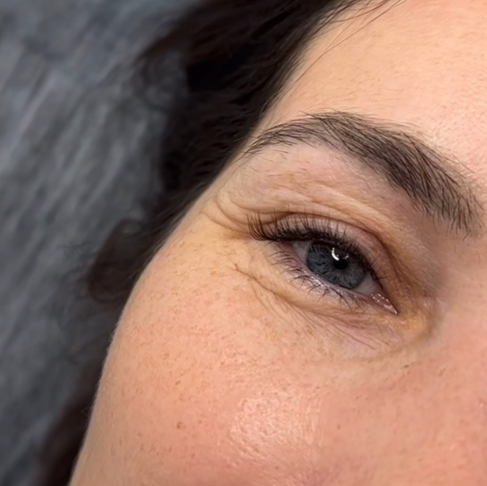 Наращивание ресниц классика