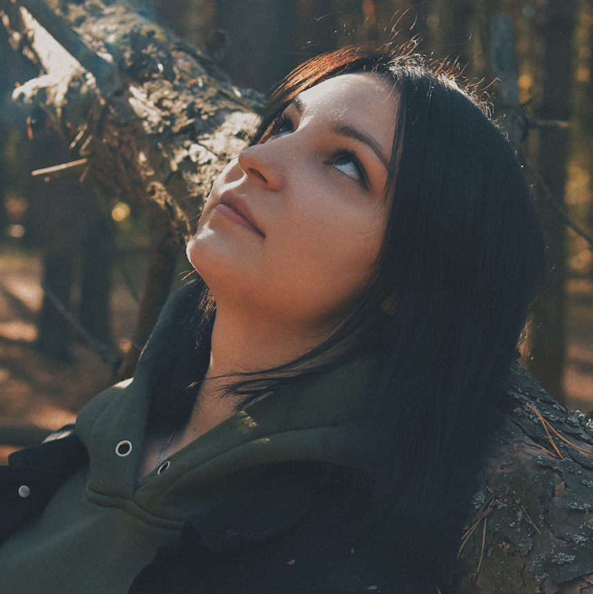 Томилова Любовь