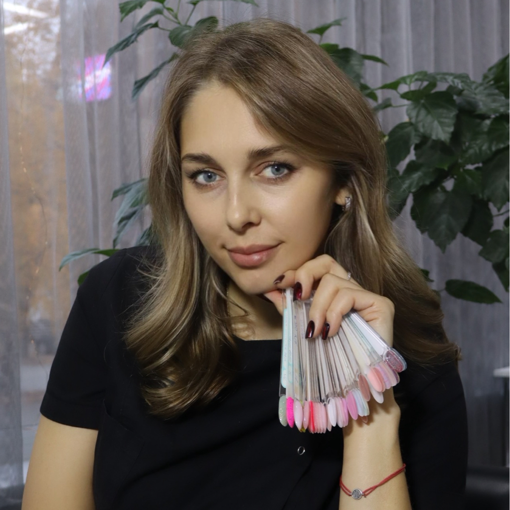 Лобанова Надежда