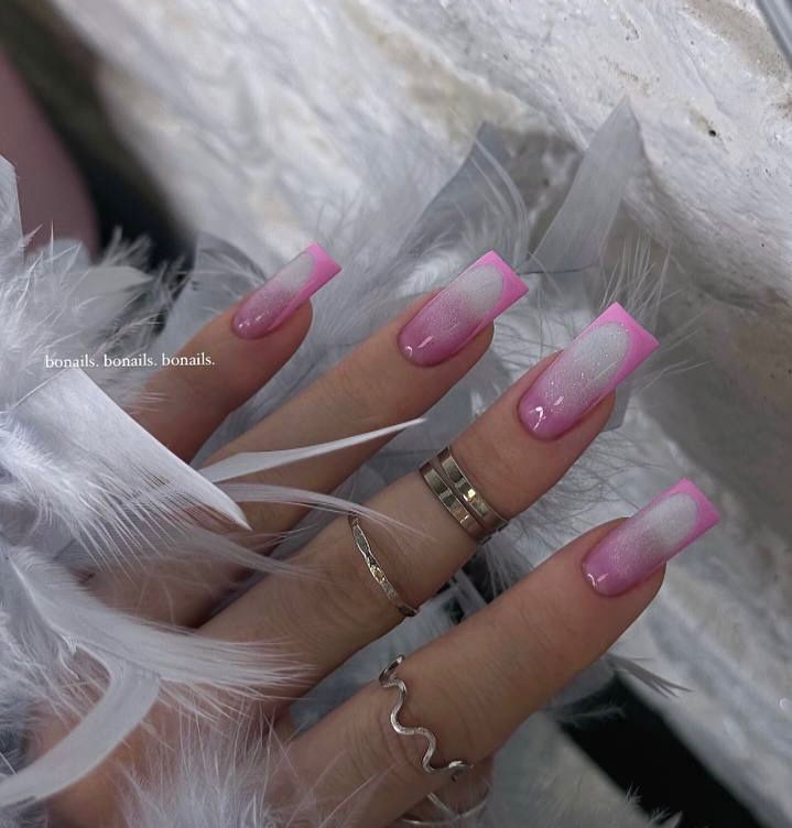 Наращивание ногтей