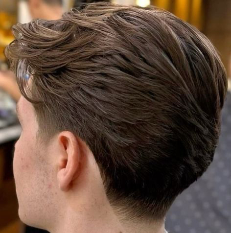 Удлиненная стрижка ножницами