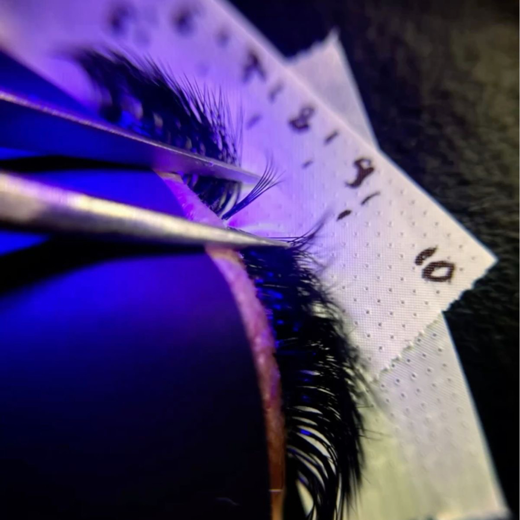 LED наращивание ресниц