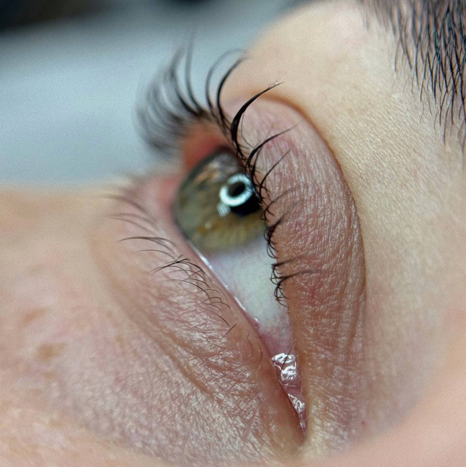 Окрашивание ресниц