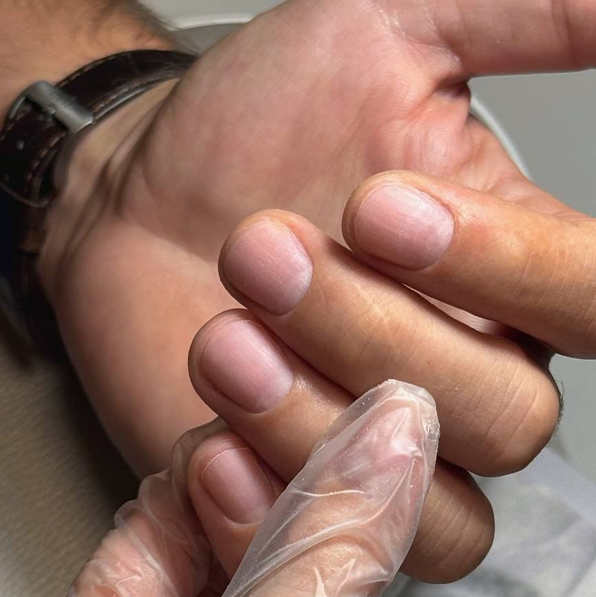 Маникюр мужской