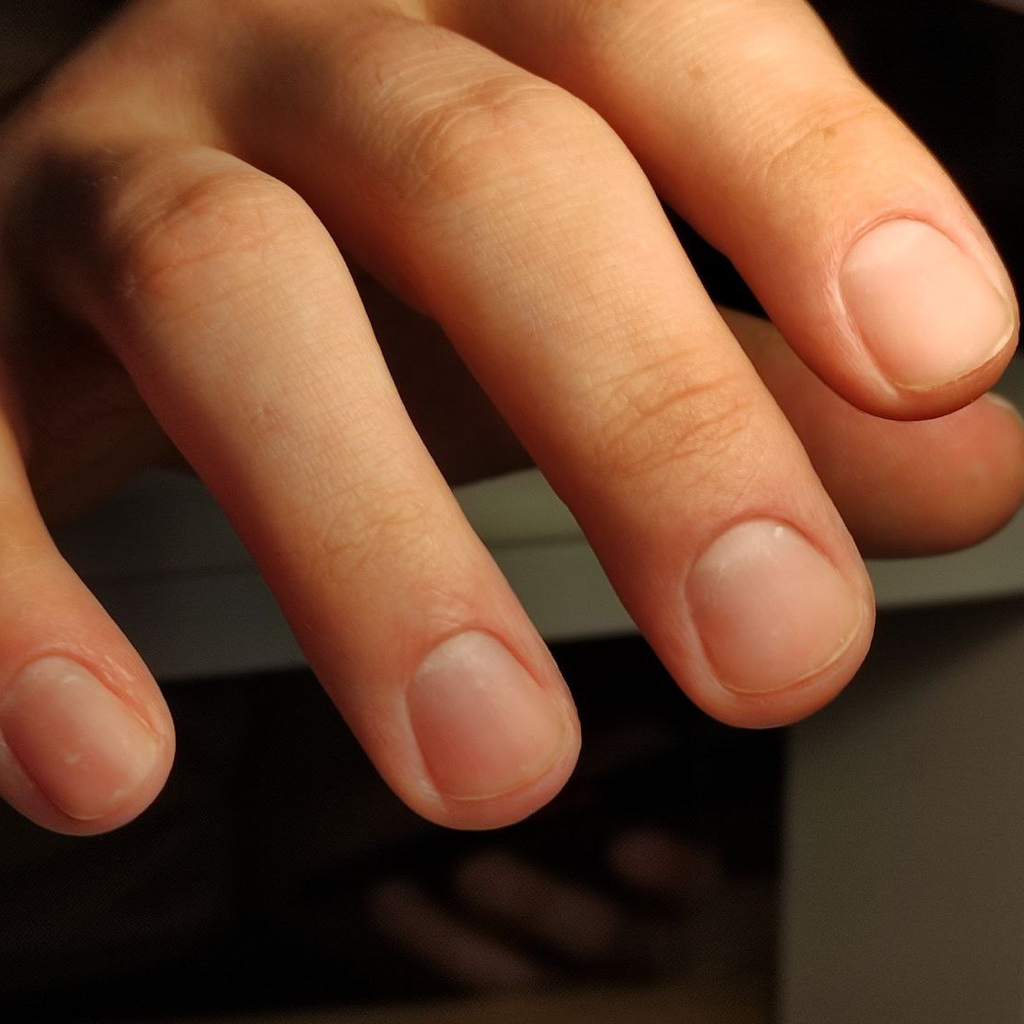 Маникюр без покрытия