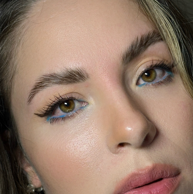 Коррекция  + окрашивание бровей