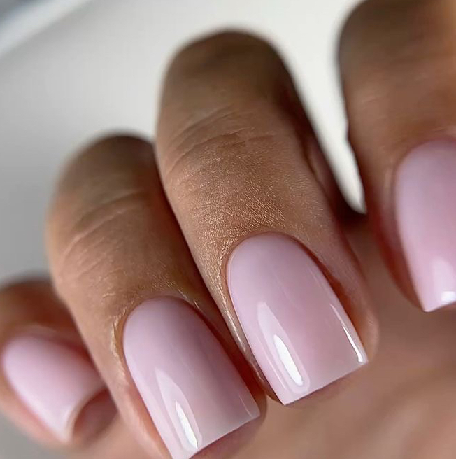 Маникюр комбинированный +однотонное покрытие