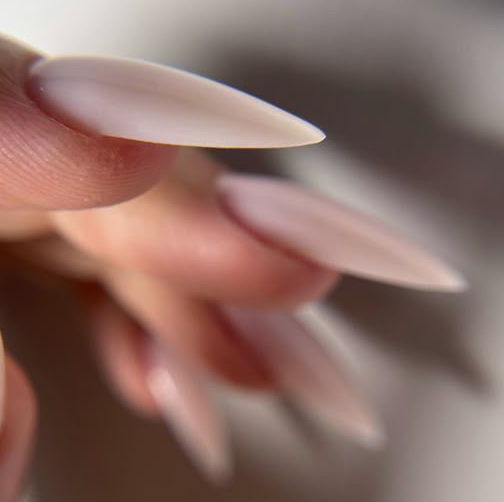 Коррекция нарощенных ногтей