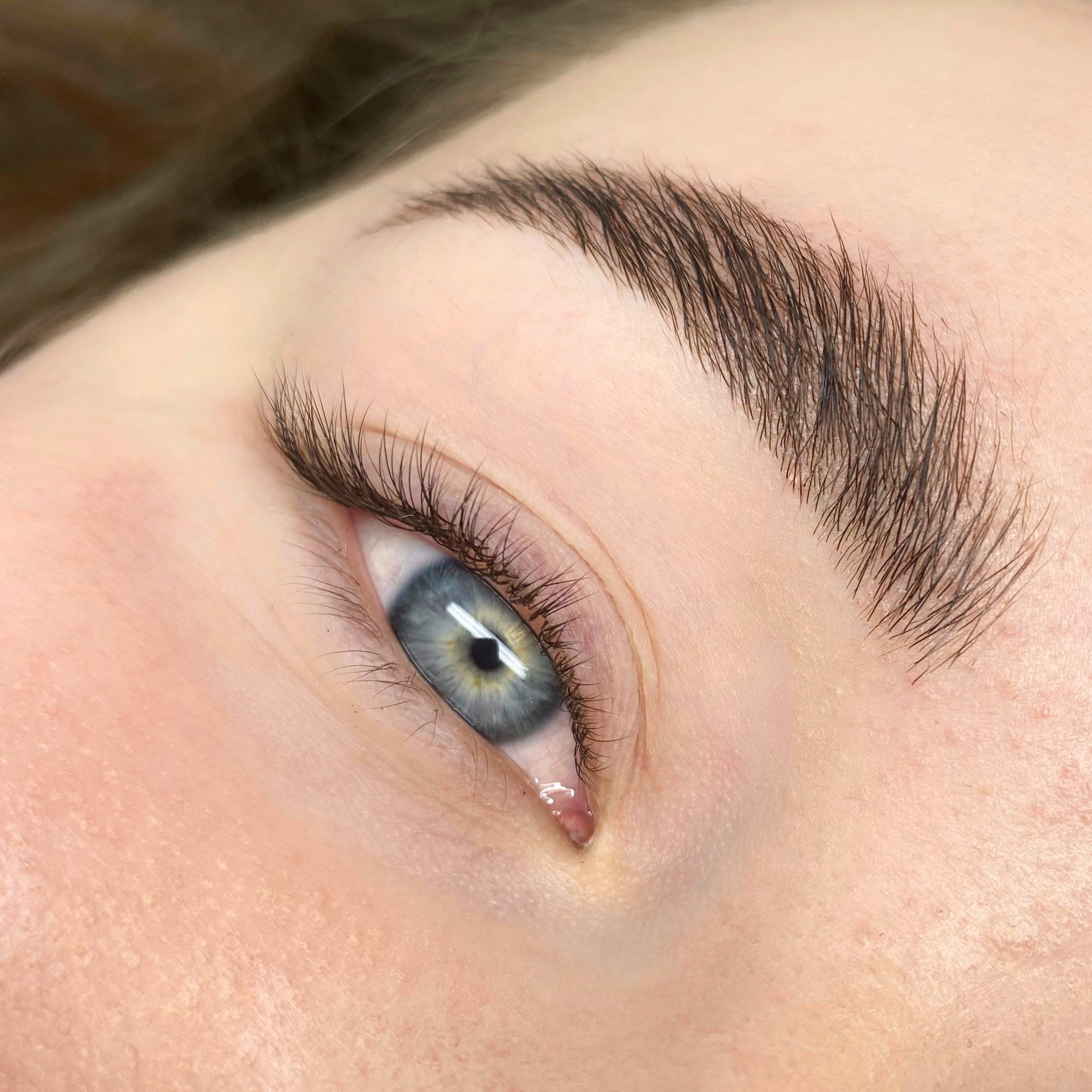 Наращивание ресниц 1D