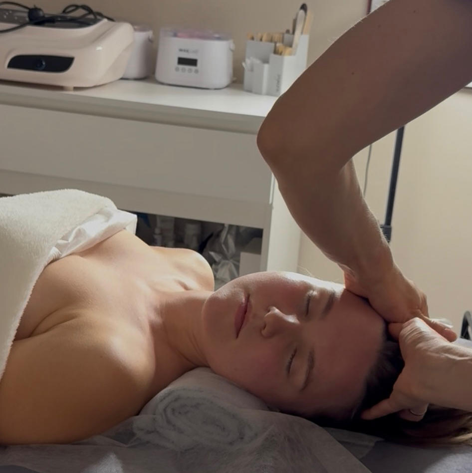 Массаж лица (французский скульптурный)