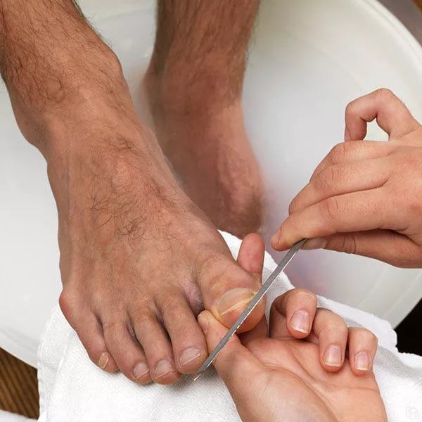 Педикюр комбинированный мужской