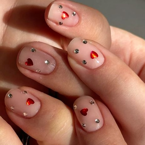 Стразы на все ногти