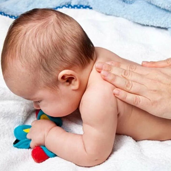 Детский общий массаж до года