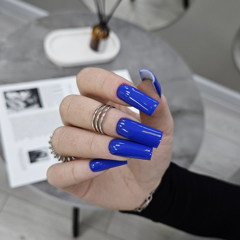 Наращивание ногтей. 
Экстра-длина .