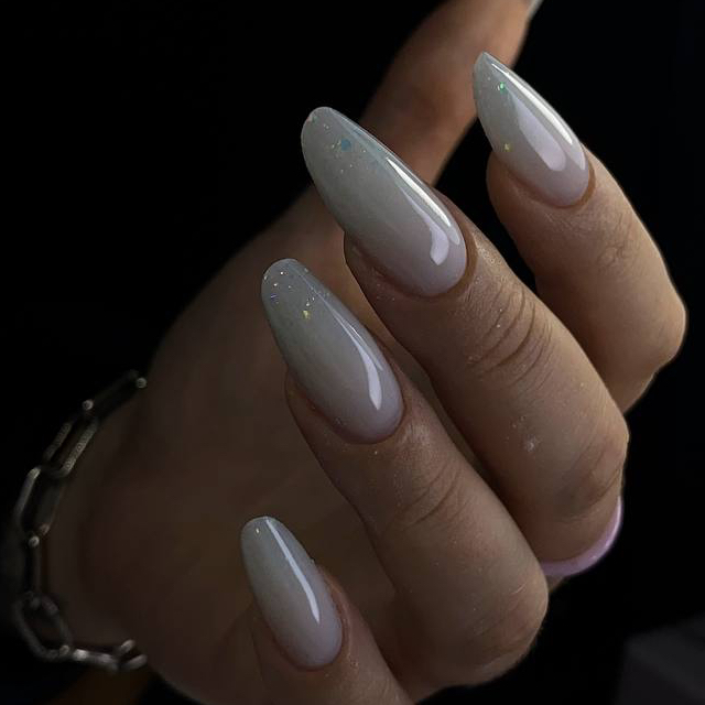 Наращивание ногтей