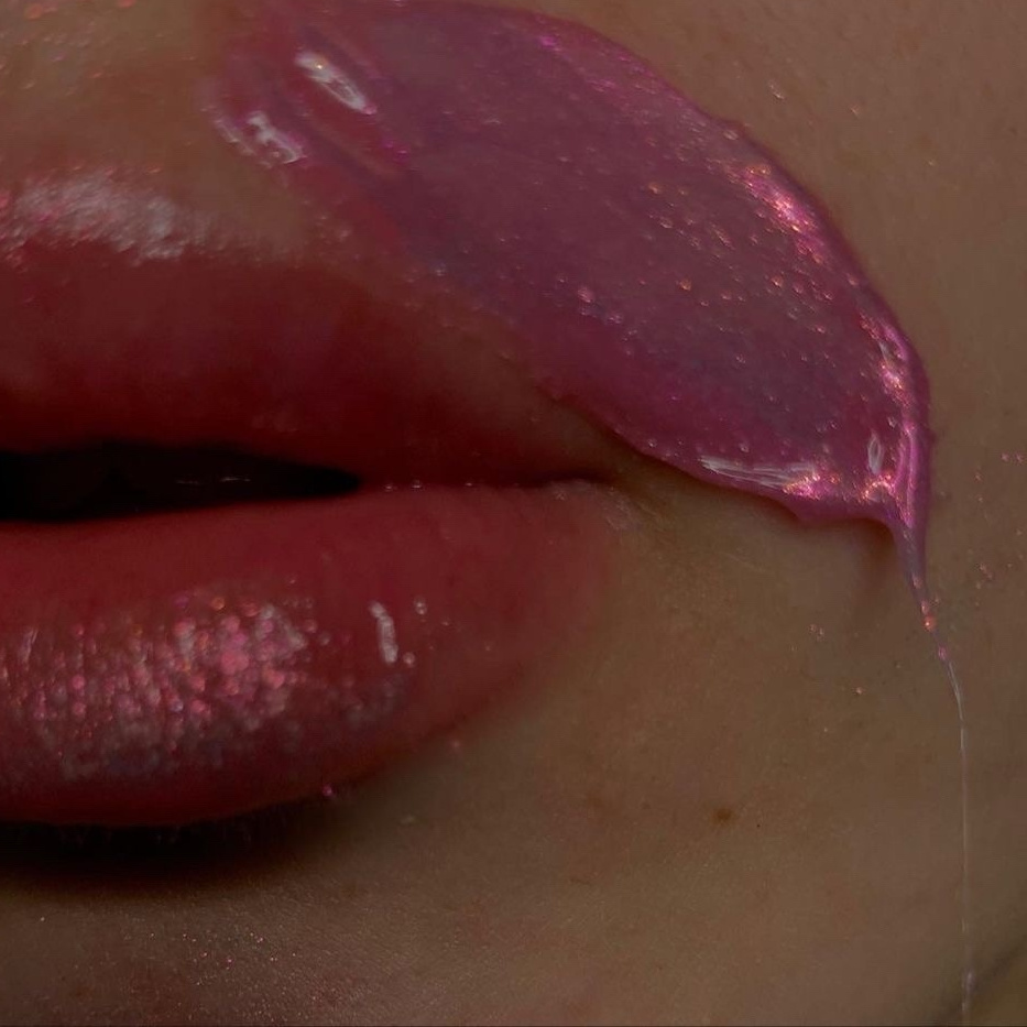 Удаление нежелательных волосков