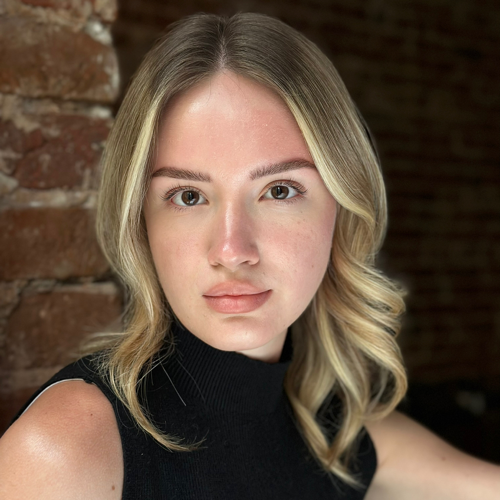 КОМПЛЕКС: Ламинирование ресниц и бровей с окрашиванием и коррекцией + уходовый комплекс