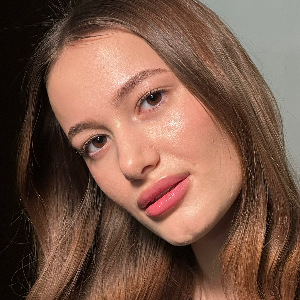 Осветление бровей + окрашивание и коррекция + уход