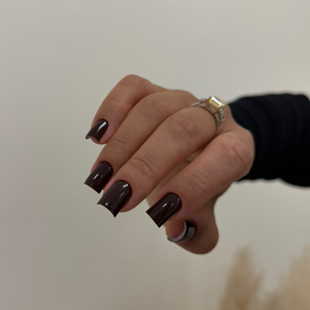 MANICURE IZI GEL: легкая коррекция [маникюр+ исправление архитектуры+ремонт+укрепление]