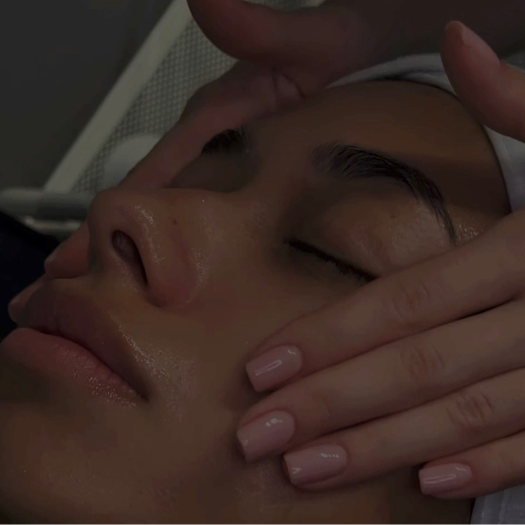 Массаж лица/шеи/декольте