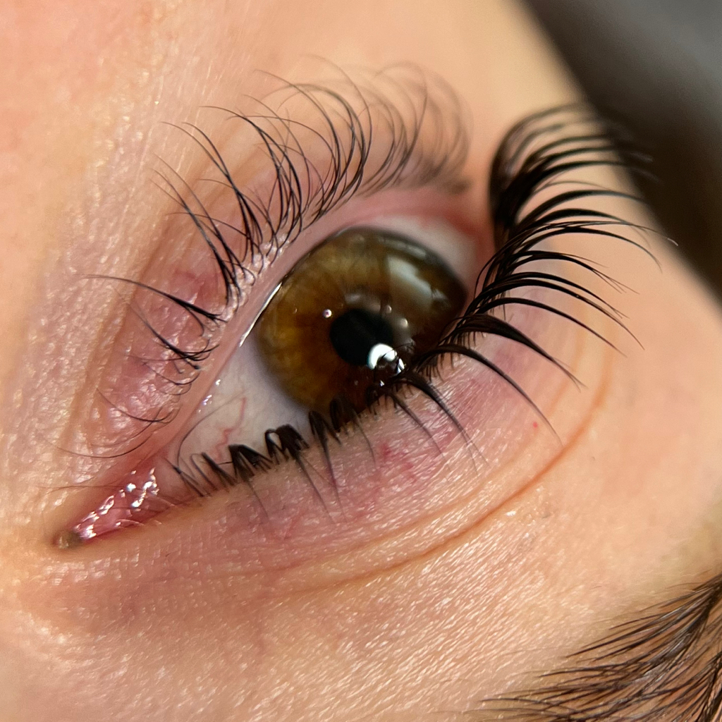 Ламинирование ресниц