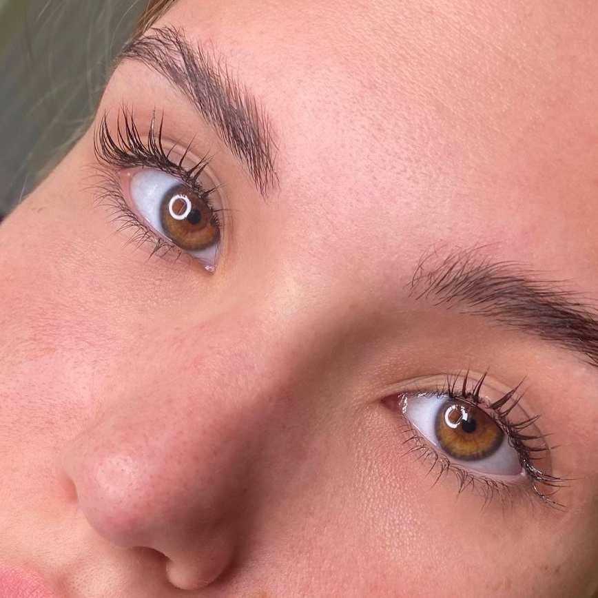 Ламинирование ресниц +окрашивание ресниц