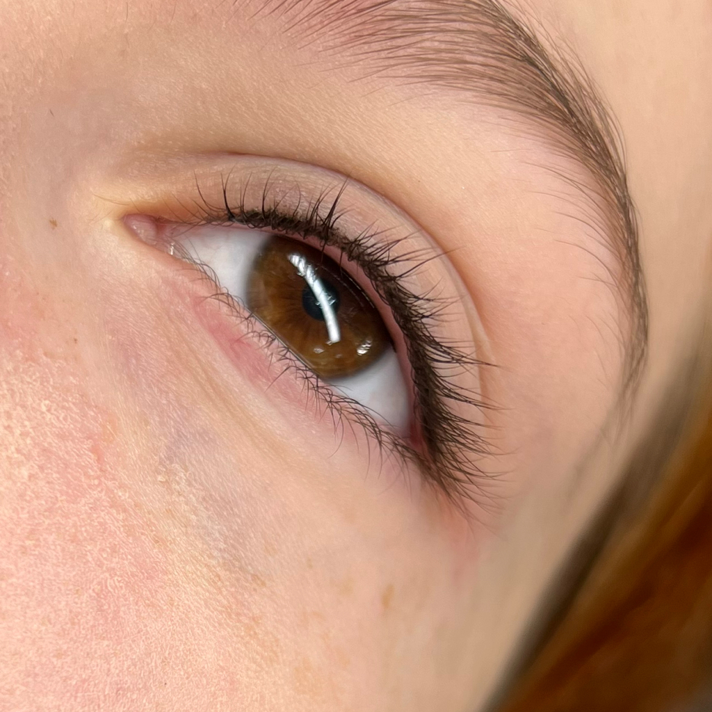 Перманентный макияж межреснички