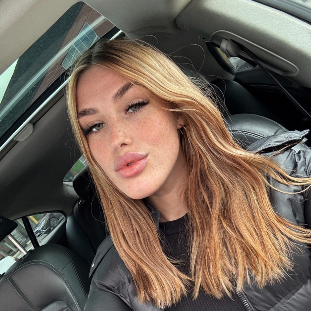 Брежнева Анна