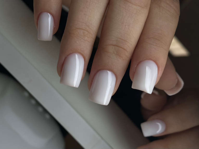 Наращивание ногтей