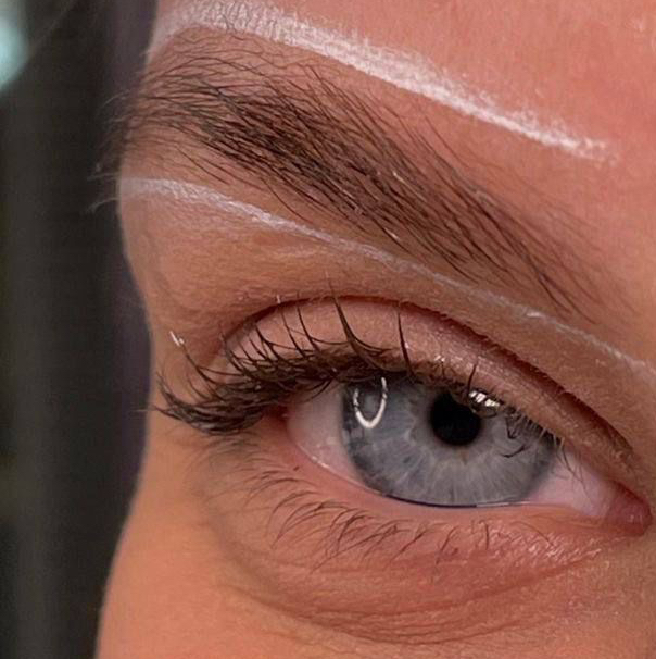 Корекция бровей (пинцет)