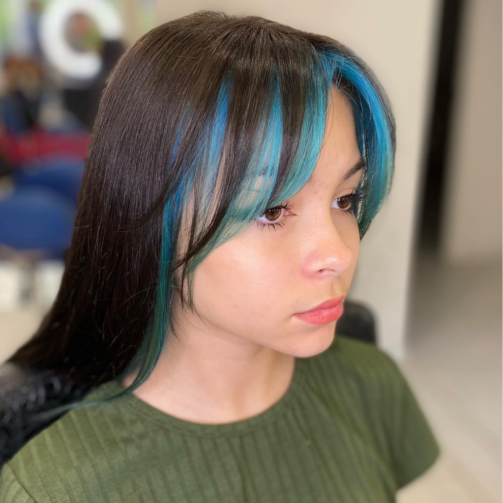 Контуринг( окрашивание отдельных прядей )