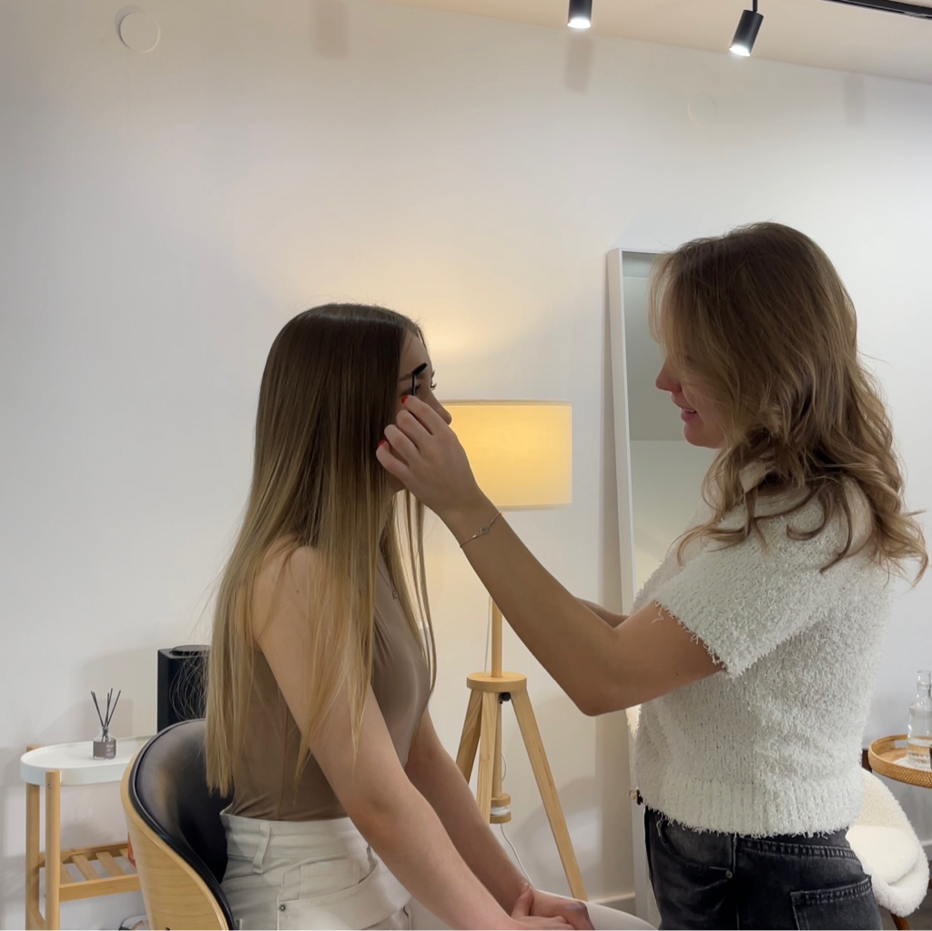 Ламинирование бровей